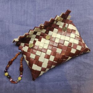 Bordo Renkli Kapaklı Clutch Çanta